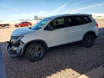 2021 Honda Passport 5FNYF8H55MB011048