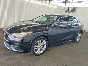 2018 Infiniti QX30 SJKCH5CP4JA059928