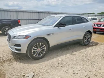 2018 Jaguar F-PACE SADCJ2FX8JA266005