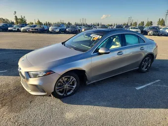 2020 Mercedes-Benz A-Class W1K3G4EB4LJ202225