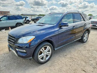 2015 Mercedes-Benz M-Class 4JGDA5HB2FA449163
