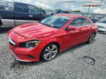 2018 Mercedes-Benz CLA-Class WDDSJ4EB4JN510367