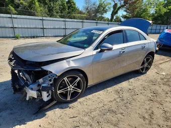 2019 Mercedes-Benz A-Class WDD3G4FB6KW035673