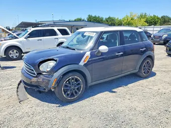 2015 Mini Countryman WMWZB3C54FWR44025