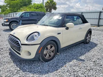 2020 Mini Convertible WMWWJ3C06L3L43500