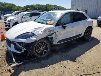 2022 Porsche Macan WP1AA2A53NLB10746 Lot 56245836