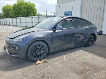 2024 Tesla Model Y 7SAYGAEEXRF024039 Lot 52947636