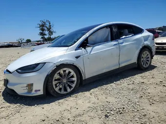 2018 Tesla Model X 5YJXCBE28JF101270 Lot 56129526