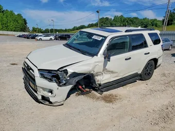 2019 Toyota 4Runner JTEBU5JR6K5699563