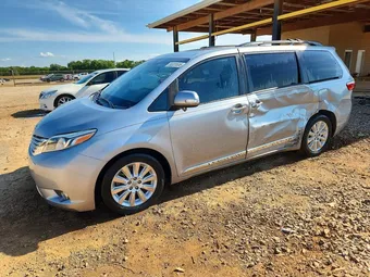 2015 Toyota Sienna 5TDYK3DC8FS634908