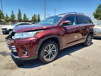 2018 Toyota Highlander 5TDKZRFH8JS275629 Lot 58413366