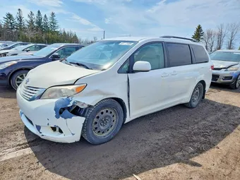 2015 Toyota Sienna 5TDKK3DC7FS605101 Lot 48660406