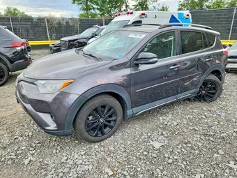 2018 Toyota RAV4 2T3RFREV3JW720369 Lot 57996706