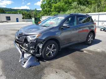 2018 Toyota RAV4 2T3RFREV8JW832066 Lot 58049796