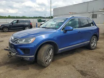 2016 Volkswagen Touareg WVGEP9BP0GD003737