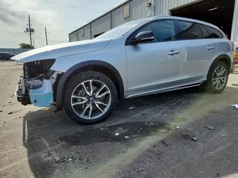 2018 Volvo V60 YV440MWK9J2059195