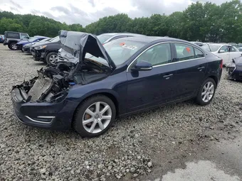 2016 Volvo S60 YV1612TKXG2391697