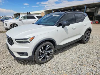 2019 Volvo XC40 YV4162XZ7K2006983