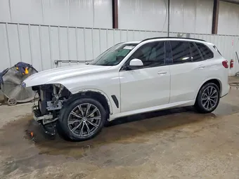 2019 BMW X5 5UXCR6C52KLL08302
