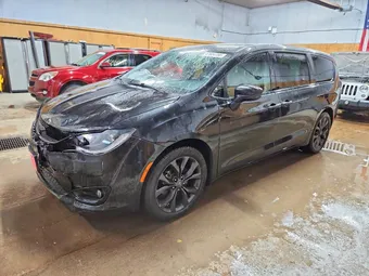 2019 Chrysler Pacifica 2C4RC1FG4KR531851 Lot 47604796