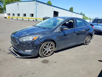 2017 Ford Focus 1FADP3H22HL324250
