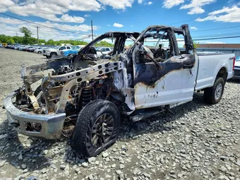 2018 Ford F-350 1FT8X3B60JEB02002