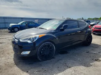 2015 Hyundai Veloster KMHTC6AD2FU218706