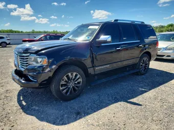 2017 Lincoln Navigator 5LMJJ2JT8HEL13231