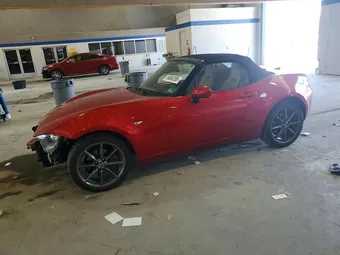 2017 Mazda MX-5 Miata JM1NDAD71H0124264