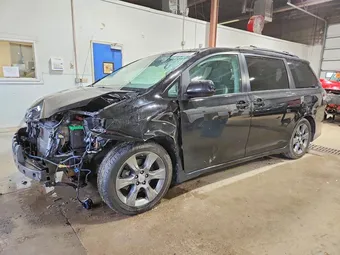 2025 Toyota Sienna 5TDXK3DC0BS064151