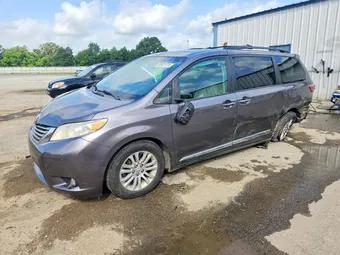 2017 Toyota Sienna 5TDYZ3DC6HS793277