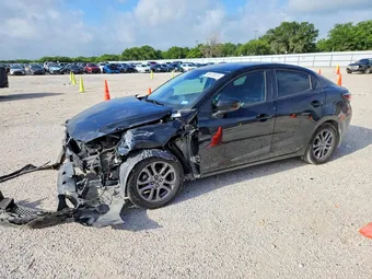 2019 Toyota Yaris 3MYDLBYV4KY506011