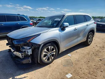 2022 Toyota Highlander 5TDGZRAH9NS100793 Lot 56184206