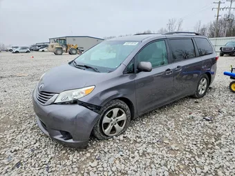 2015 Toyota Sienna 5TDKK3DC1FS635761