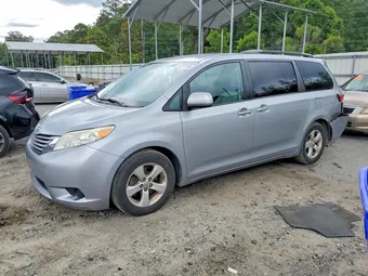 2015 Toyota Sienna 5TDKK3DC6FS612461