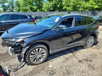 2022 Toyota Venza JTEAAAAHXNJ102589