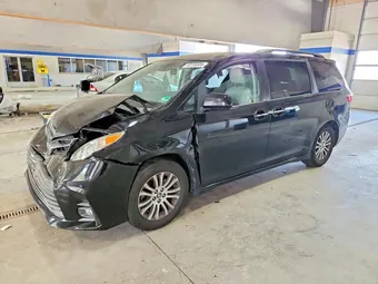 2020 Toyota Sienna 5TDYZ3DC9LS054557