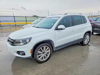2015 Volkswagen Tiguan WVGAV7AX8FW598611 Lot 52057156