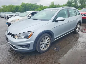 2017 Volkswagen Golf Alltrack 3VWH17AU2HM527019