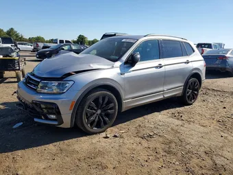 2020 Volkswagen Tiguan 3VV2B7AXXLM153673 Lot 56155706