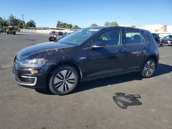 2019 Volkswagen e-Golf WVWKR7AU1KW916436
