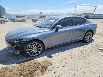 2019 Volvo S60 7JRA22TK3KG016759
