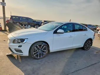 2018 Volvo S60 YV126MFL5J2452798