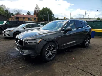2018 Volvo XC60 LYV102RK8JB113297