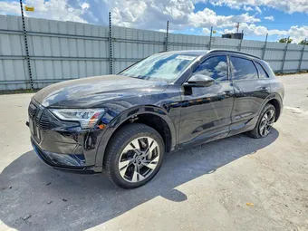 2021 Audi e-tron WA1AAAGE4MB008812