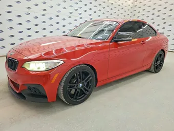 2017 BMW 2 Series WBA2G1C52HV638893