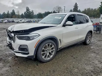 2021 BMW X5 5UXCR6C06M9H26790