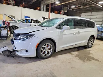 2017 Chrysler Pacifica 2C4RC1EG8HR550929 Lot 57537756