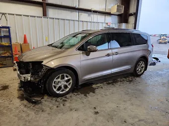 2017 Chrysler Pacifica 2C4RC1GG3HR729067 Lot 58009686