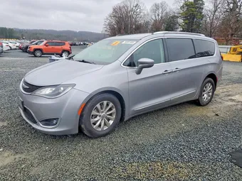 2018 Chrysler Pacifica 2C4RC1BG8JR153991 Lot 79281305